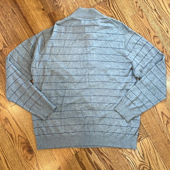 Men’s Vineyard Vines Quarter Zip Sweater. Size XL. Like New Condition. - Picture 9 of 11